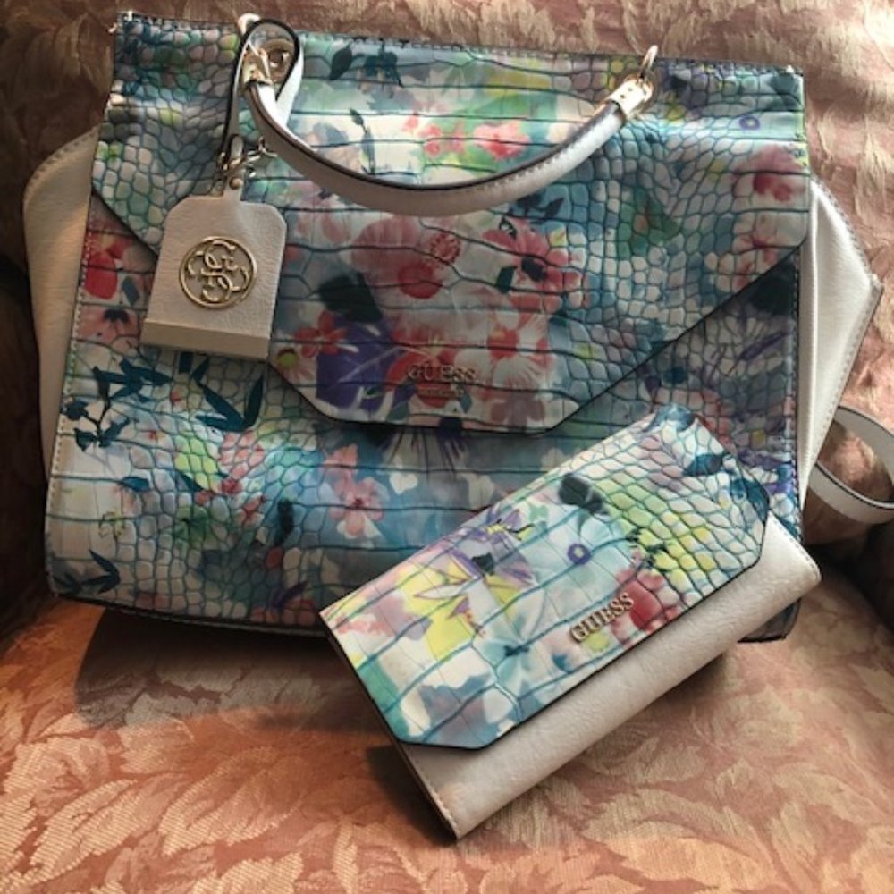 GUESS: Lovingly-used Bag & NEW Wallet w/tag (set)